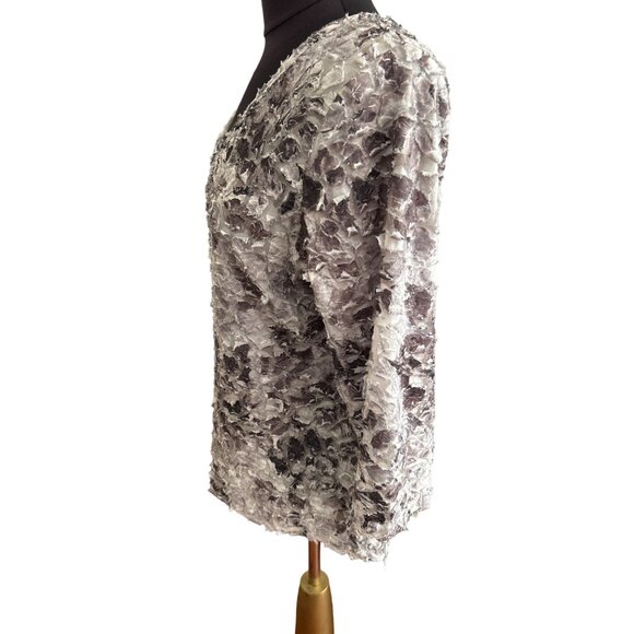 Investments Women's Textured V-Neck Long Sleeve Top Gray & White, Size Medium - Picture 3 of 9